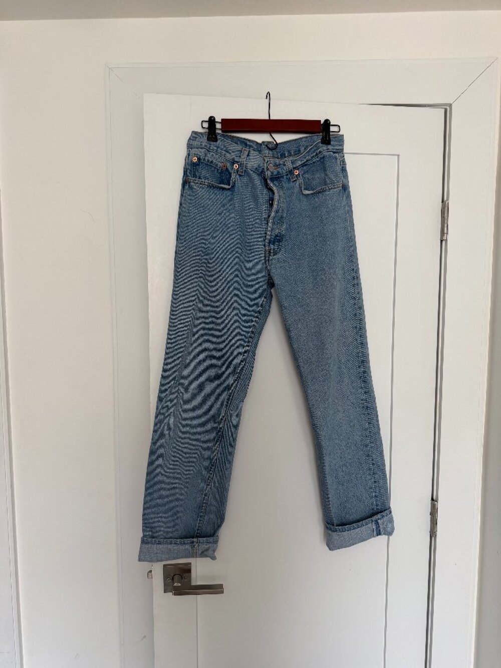 Vintage Levi’s Jeans Mid Rise Button Fly Size 8/10